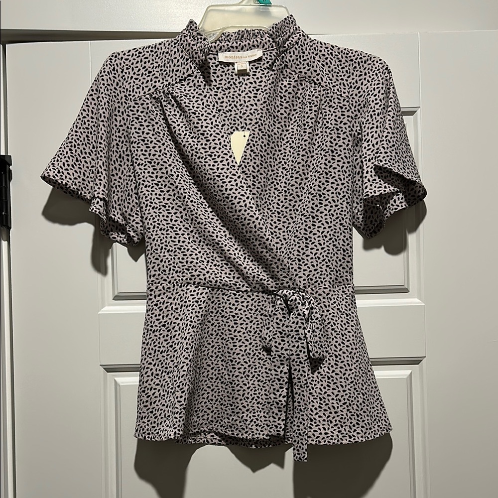 NWT Black and White Wrap Top